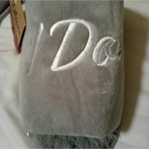 NWT Deluxe "I do Crew" Memory foam slippers.  Size L.